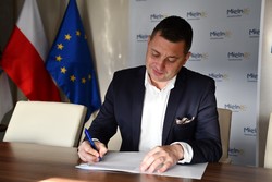 Rozbudowa Centrum Przesiadkowego w Mielnie - umowa podpisana