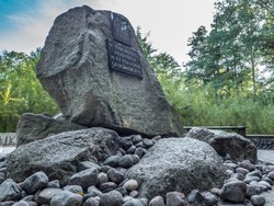 Obelisk &quot;16 - Południka&quot; w Chłopach