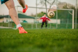 Boisko piłkarskie w Gąskach otrzyma piłkochwyty